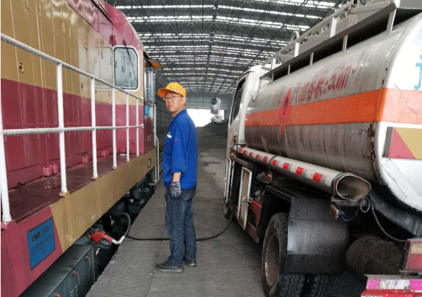 火車加油.png