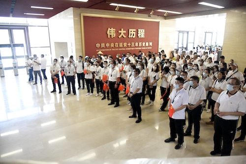 參觀革命紀念館.JPG
