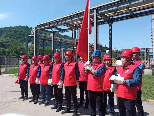 大家排好隊伍，整裝待發(fā)。.png