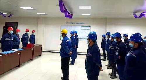 奮戰(zhàn)四季度3.jpg